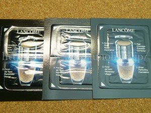 ランコムボックスに入っていたタン ヴィジョネアコンシーラとファンデ ３セットの内容を写真つきで紹介します。