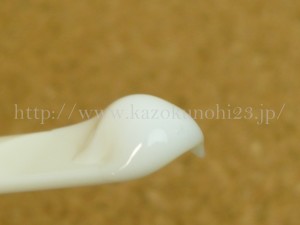 盛田屋豆乳シルククリーム金のまゆ5g テクスチャー解説 無添加スキンケアでアンチエイジング 保湿クリームの実力は?