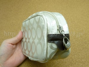 シルヴァンブルームエキス配合基礎化粧品お試しセットのポーチ シルヴァンスキンケアトライアルセットのポーチを公開