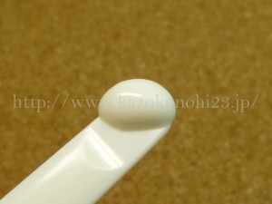 抗酸化作用のあるアスタキサンチン配合クリームの肌なじみを紹介します。
