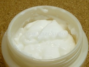 ラサーナオールインワンゲルをこねてみたらすぐに元通りになったのを見て、石膏で歯型を取っていたときにならすのに使われていた機械を思い出しました。もう一度見てみたいなぁ