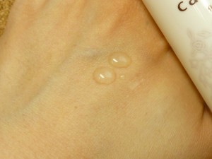 琉球スキンケアカナンのアクアバランシングローションさっぱりを使ってみたので使用感や肌なじみを画像付きで口コミ報告します。