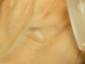 coyori美容液オイル(コヨリ)を使ってみたので肌なじみや使用感を写真付きで紹介します。