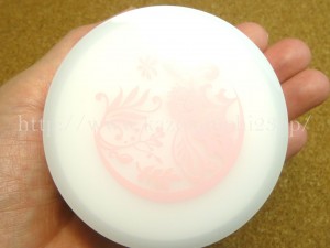30日間の全額返金保証のついたメイクルホワイトゲルを購入してみました。美白ケアと保湿ケアができるので写真付きで口コミします。