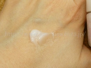 美白・保湿・エイジングケアに向いているプラセンタエキスやセラミドが配合されたドクターメイクルオールインワンゲルの使い心地を写真付きで紹介します。
