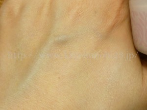 薬用美白・オールインワンジェルのドクターメイクルを使ってみた感想を写真付きで口コミ報告します。