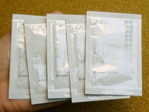 おまけにとして入っていたブースターローションのパウチ5つ。天真堂内では、薬用ソヴールー11という名前みたいです。