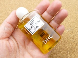 DHC薬用ディープクレンジングオイルのメイク落としを使った感想や洗いあがりなどを写真付きで口コミ報告中。