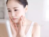 美容オイルが肌のくすみの原因になる？油焼けしないオイルの種類と使い方を解説